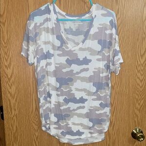 American Eagle Outfitters Women's Camo V-Neck Top - Gray and White